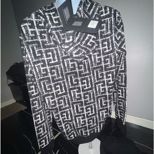 NWT balmain sweatshirt SHARE THIS IF YOU GUYS ARE READY FOR THE REAL FIRE!!!